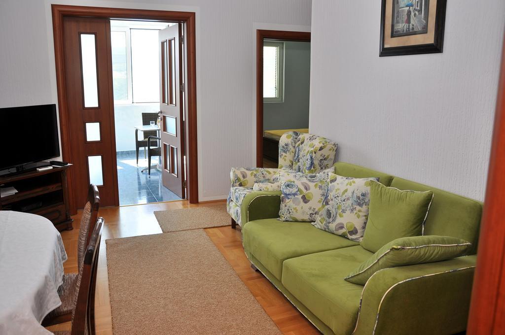 Apartment Bayer تْشيرسيك نوفي المظهر الخارجي الصورة